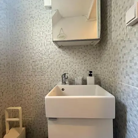 公寓 Cozy, Quiet, Studio Next Business School