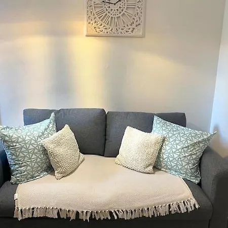 公寓 Cozy, Quiet, Studio Next Business School